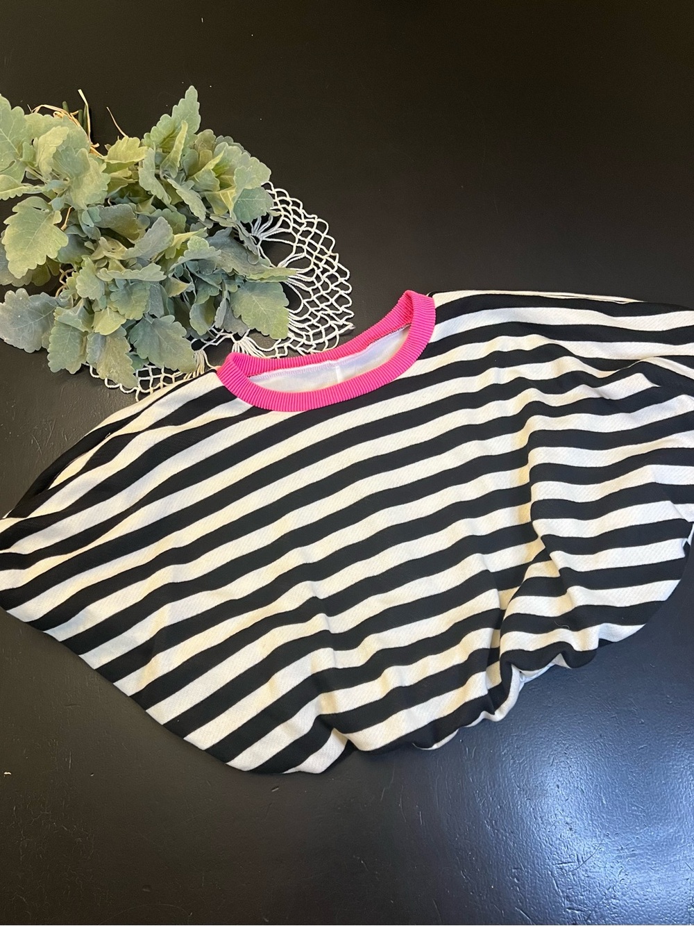 Bucket List NWOT Black White Pink Stripe Cropped Dolman Sleeve Boutique Blouse S
